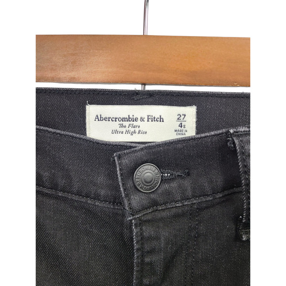 Abercrombie & Fitch The Flare Ultra High-Rise Jeans Size 27/4 Short - Picture 4 of 9